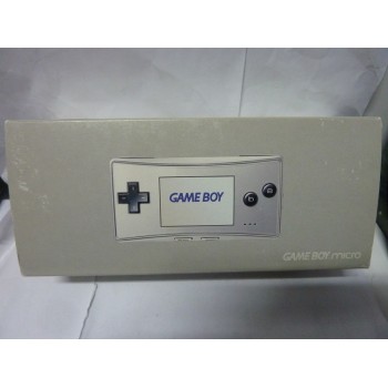 GAME BOY MICRO compl&egrave;te (tr&egrave;s bon &eacute;tat)