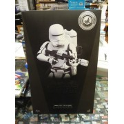 Star Wars first order FLAMETROOPER 1/6 Figure Hot Toys