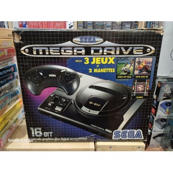 CONSOLE Megadrive 1 PAL 3 jeux + 2 Pads Compl&egrave;te