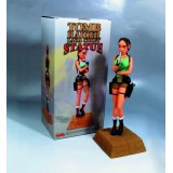 LARA CROFT STATUE